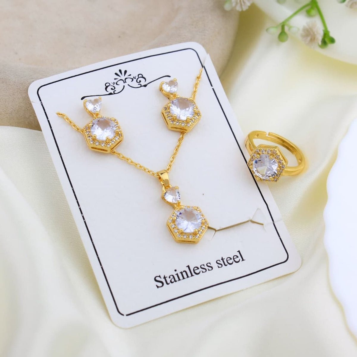 Necklace 1